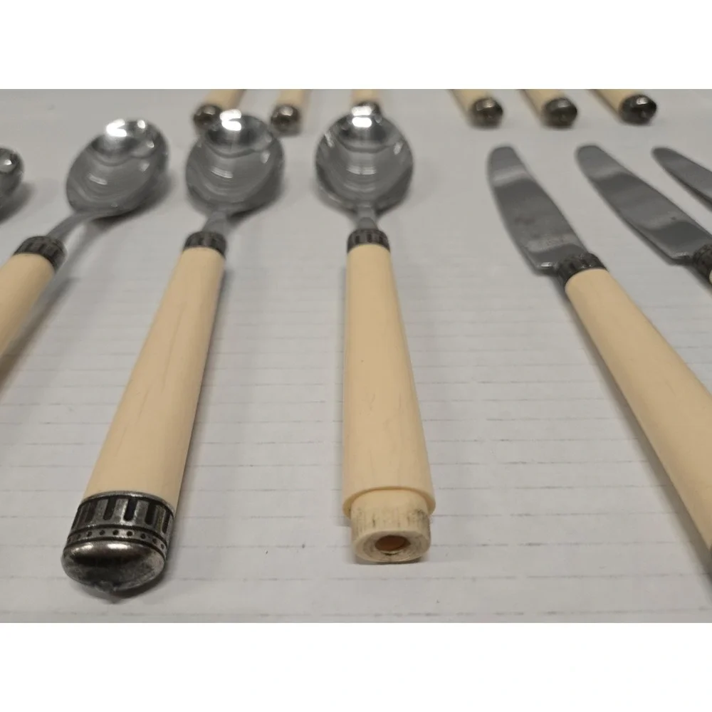 14 Pieces EME Napoleon Stainless Flatware Ivory Cream‎ Color Handles Italy